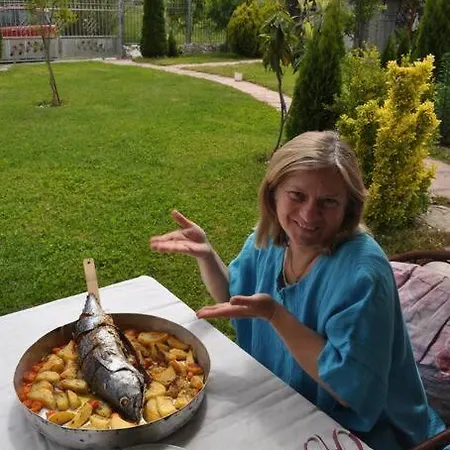 Fofi's Garden Hébergement de vacances *