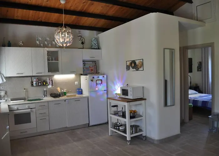 Prázdninový dům Fofi's Garden