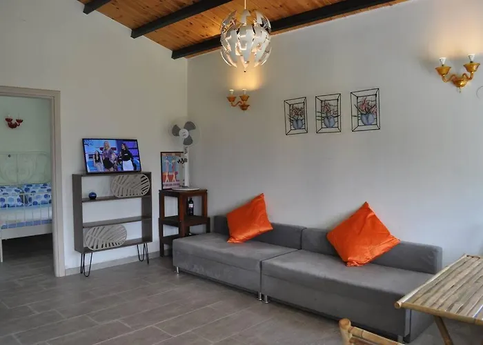 Fofi's Garden Plaka Litochorou